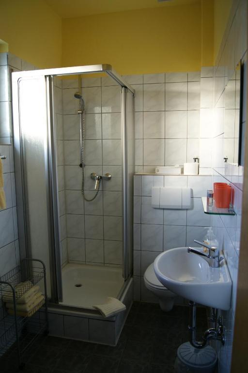 Gasthof & Pension Palmenhof Leegebruch Pokoj fotografie